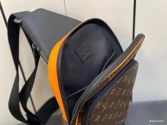 VUITTON AVENUE SLINGBAG LOUIS 0606